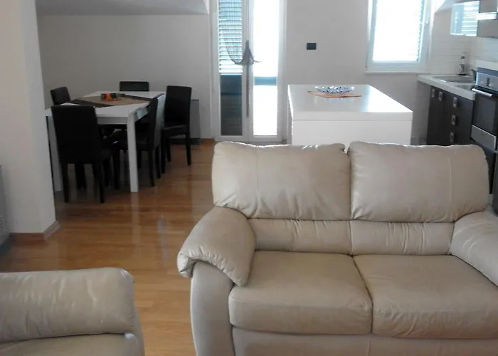 Seaside Apartments