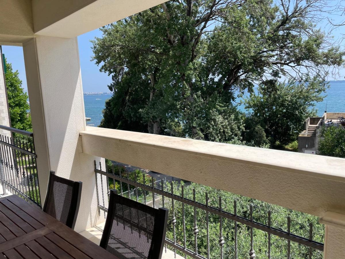 Apartment Seaside Kastela